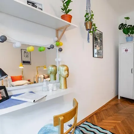 Blue Peace-apartment With Free Parking In Center For 1-6 People Appartement Cracovie
