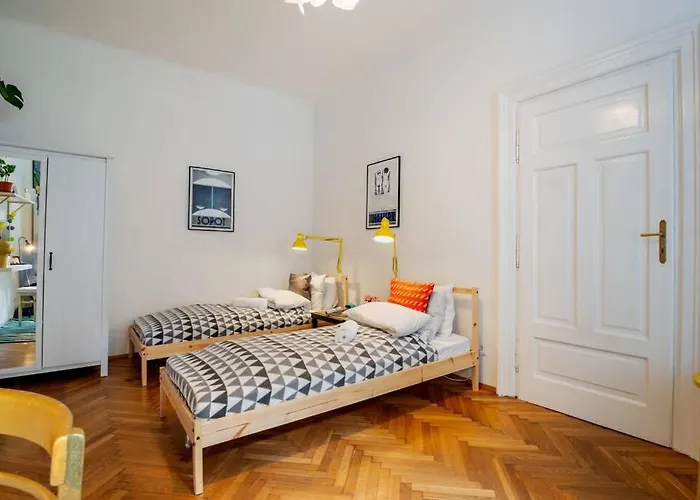 Blue Peace-apartment With Free Parking In Center For 1-6 People Apartman