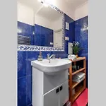 Blue Peace-apartment With Free Parking In Center For 1-6 People Appartamento *