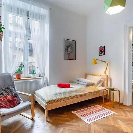 Blue Peace-apartment With Free Parking In Center For 1-6 People Cracovia