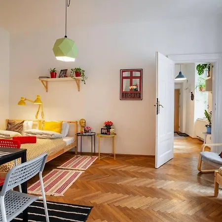 Daire Blue Peace-apartment With Free Parking In Center For 1-6 People *