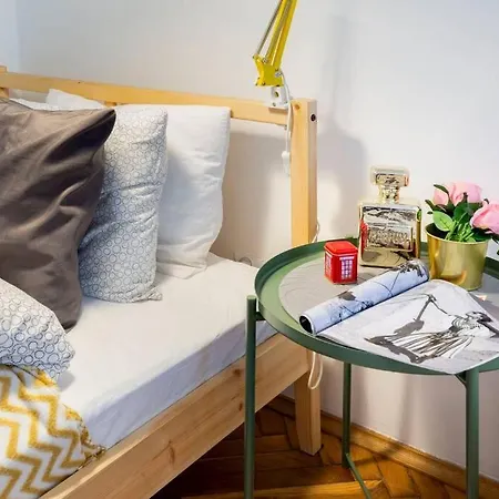 Daire Blue Peace-apartment With Free Parking In Center For 1-6 People *