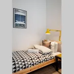 Blue Peace-apartment With Free Parking In Center For 1-6 People