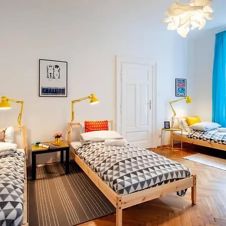 Appartement Blue Peace-apartment With Free Parking In Center For 1-6 People Krakau